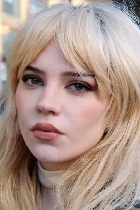 Sophie Thatcher - სოფი ტატხერი