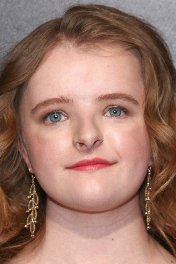 Milly Shapiro - მილი შაპირო