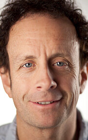 Kevin McDonald - კევინ მაკდონალდი